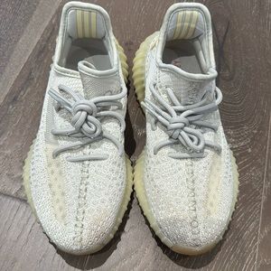 Yeezy Boost 350 V2 'Light'